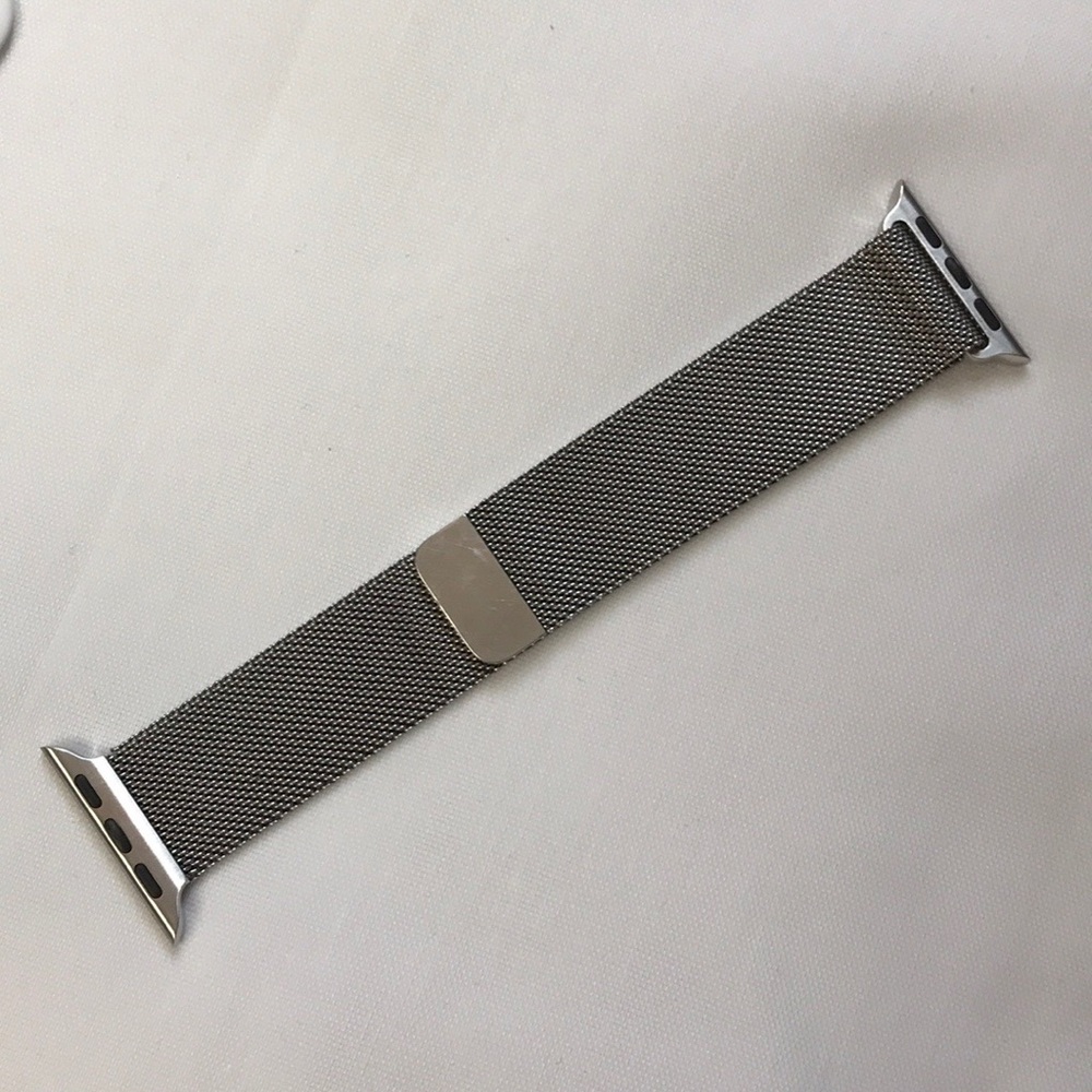 Genuine Apple Milanese stainless steel watch band